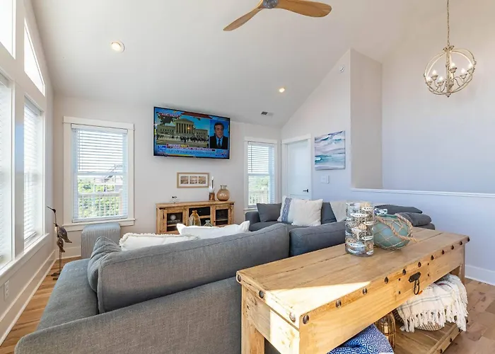 Paradise Again - 4X4 Carova Beach, Great Ocean Views, Pool, Hot Tub, Pets Ok, Flex Stays, Events