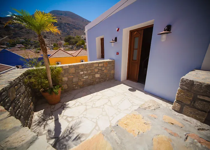 Kaminos Boutique Hotel