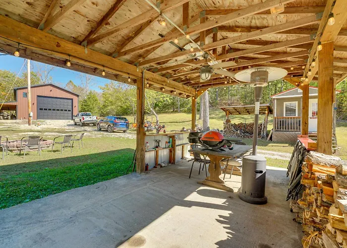 Hunters/Floaters Welcome! Creekside Missouri Cabin