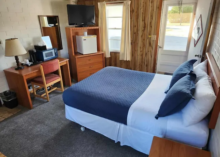 Cool City Motel