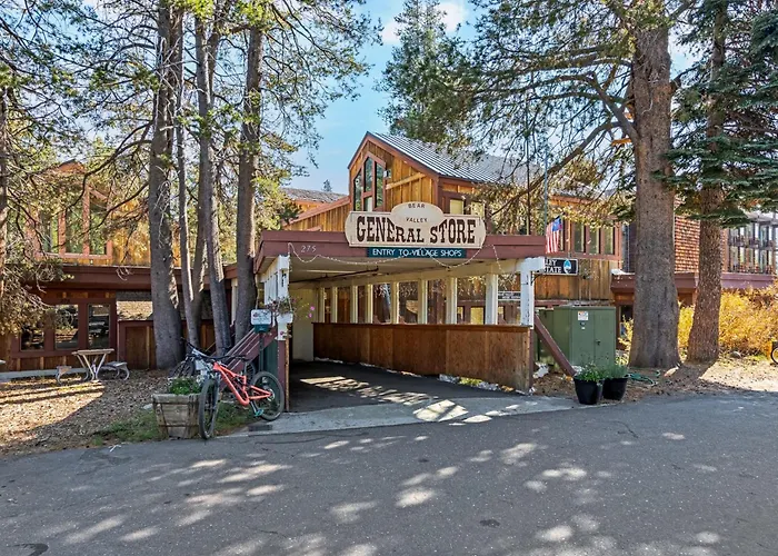 Awesome Home Above The Lake - Dogs Welcome Vh315