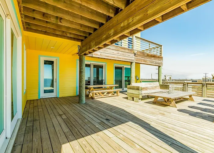 Ultimate Beachfront Sunset Views Sleeps 16