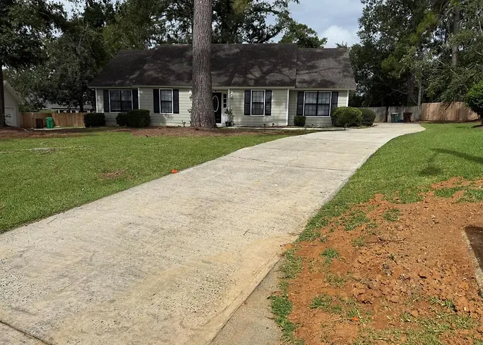 Family-Only Home Quiet & Peaceful Neighborhood
