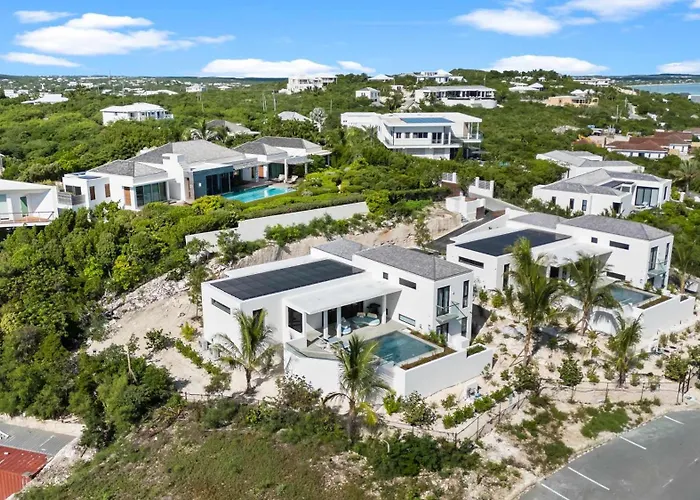 Skyline Villas - Villa Venus With Private Pool