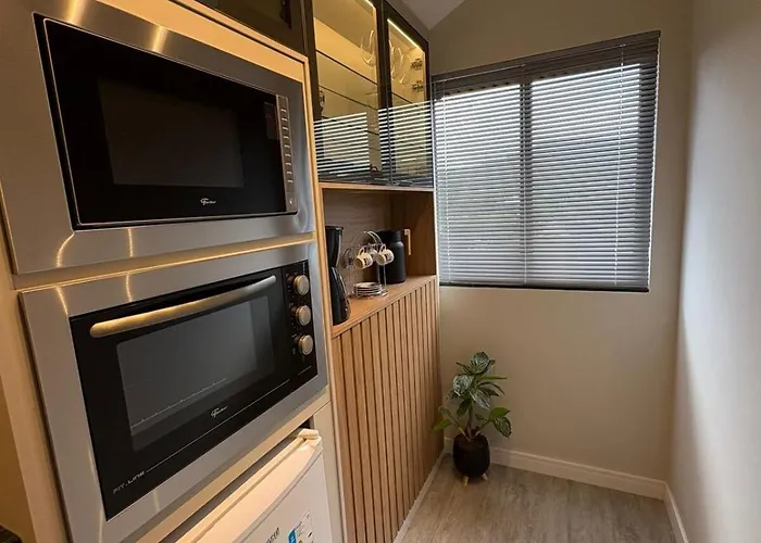 Apartment 403 Withoeft