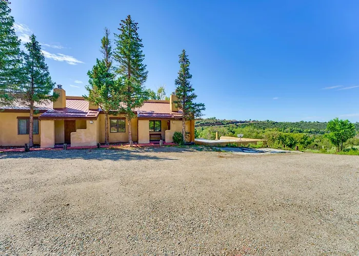 8 Mi To Taos Ski Valley! Peaceful Mtn-View Condo