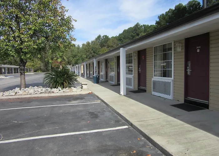 Econo Lodge Pooler - Savannah I-95