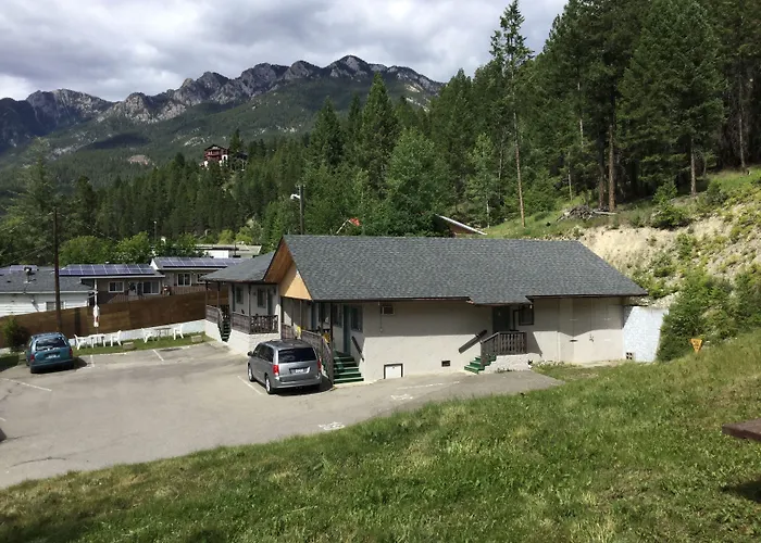 Celadon Lodge