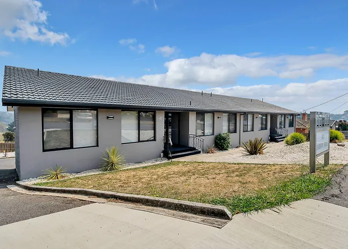 Youngtown Executive Apartments - 2Br King & Queen Free Parking & Wifi Inclusive - Options For Split King Or Cot - Fee Applies