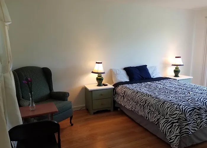 The Becket Motel