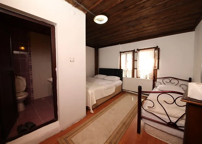 Efe Guest House