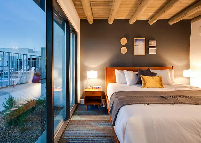 El Vado Motel