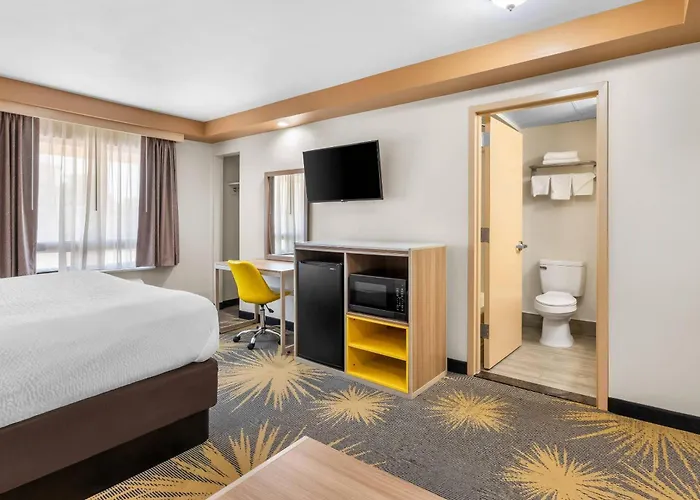 Econo Lodge Woodbridge
