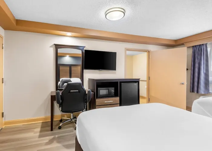 Econo Lodge Woodbridge