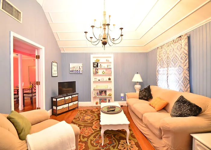 Historic Apartment In The Heart Of Christiansted