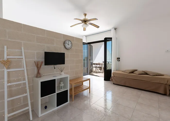 Biancaleuca Rooms & Suite