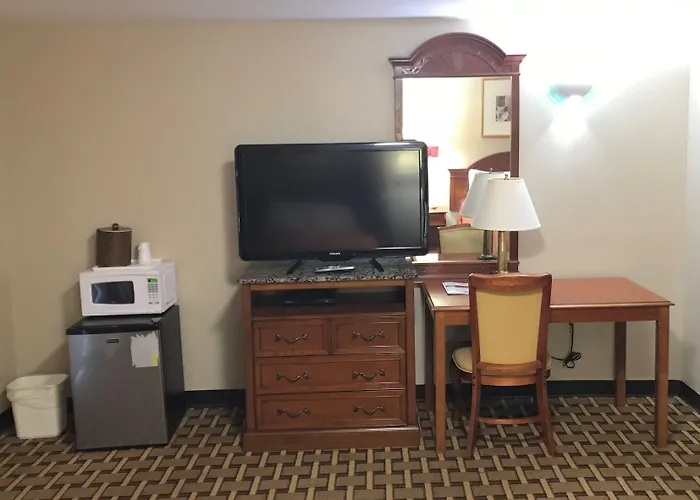 Amerivu Inn And Suites Wolcott