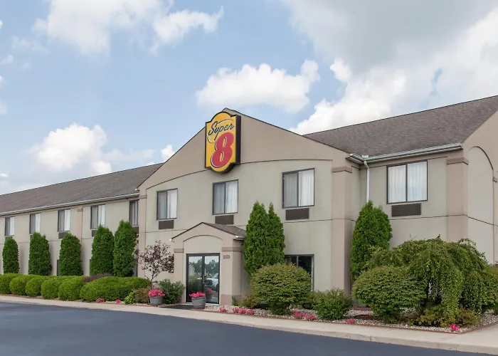 Super 8 By Wyndham Goshen