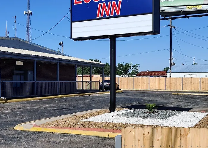 Ameristay Inn & Suites