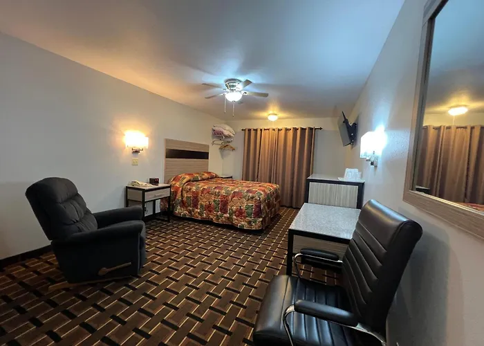 Deluxe Inn Capital O Nebraska City I 29