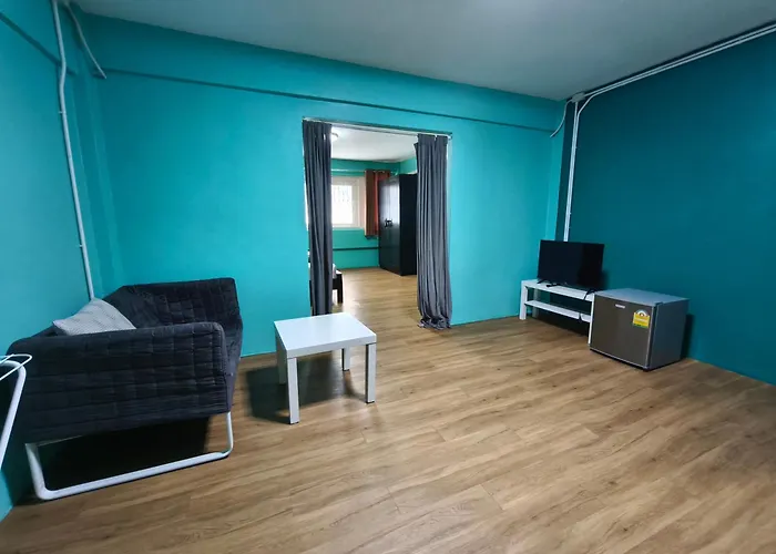 Hello House