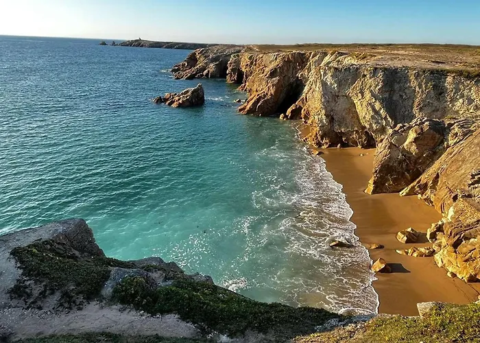 Quiberon : 2 Pieces Avec Balcon, Animaux Acceptes, Parking Etroit