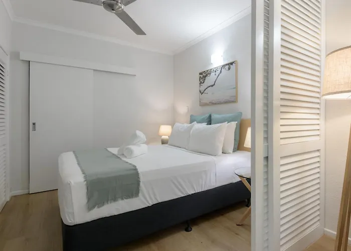 Ocean Palms Apartments