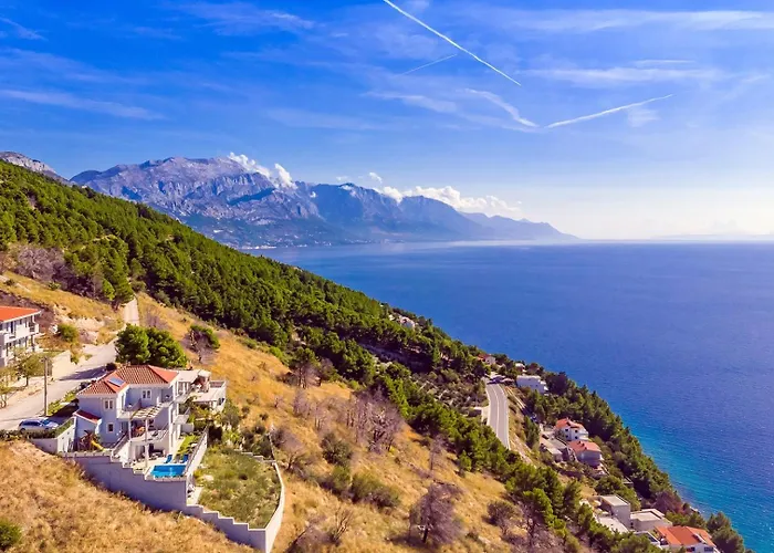 Villa S&A With Heated Private Pool, 3 Bedrooms, 3 Bathrooms, Playground