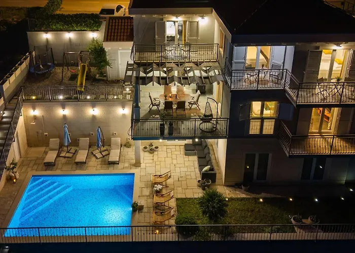 Villa S&A With Heated Private Pool, 3 Bedrooms, 3 Bathrooms, Playground