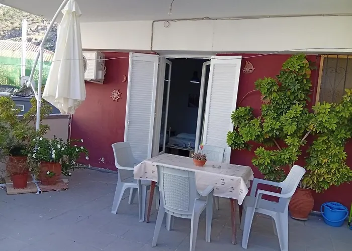 Eleni'S House-Near The Old Railway Station