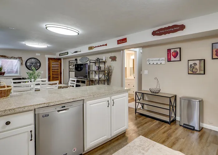 Game Room + Hot Tub: Salt Lake City Area Apt