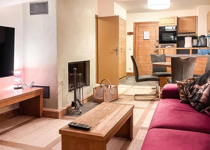 Beautiful One-Bedroom Apartment With Fireplace And Stunning Views