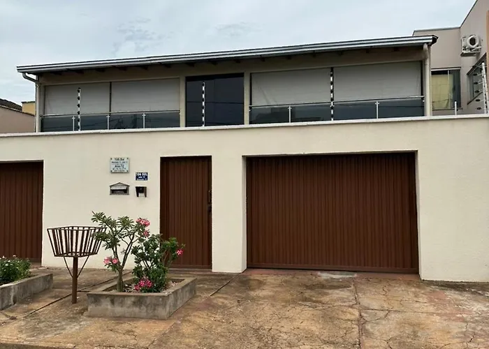 Apartamento no centro próximo a Jk