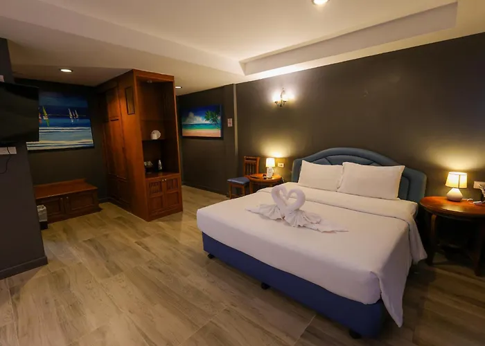 Rico'S Patong Hotel