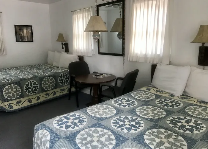 Chalet Motel