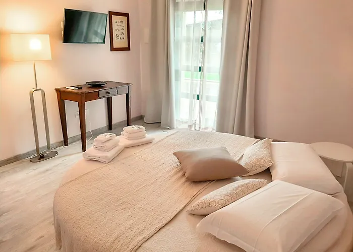Domus Volumnia Country House