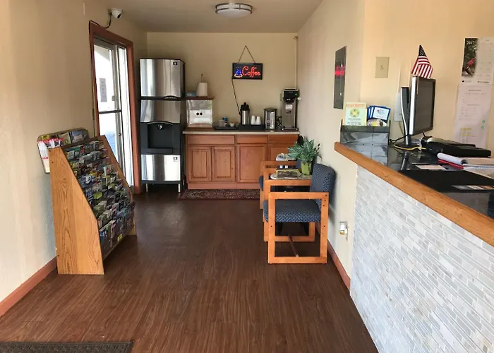 Aircrest Motel
