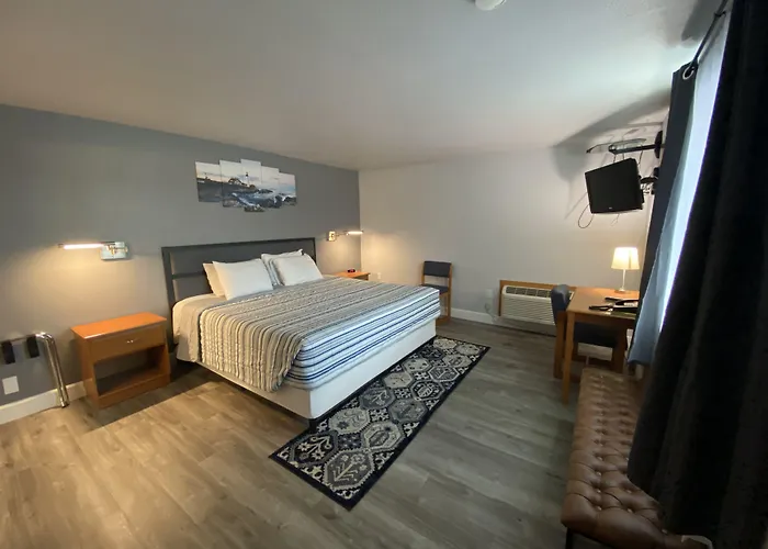 Aircrest Motel