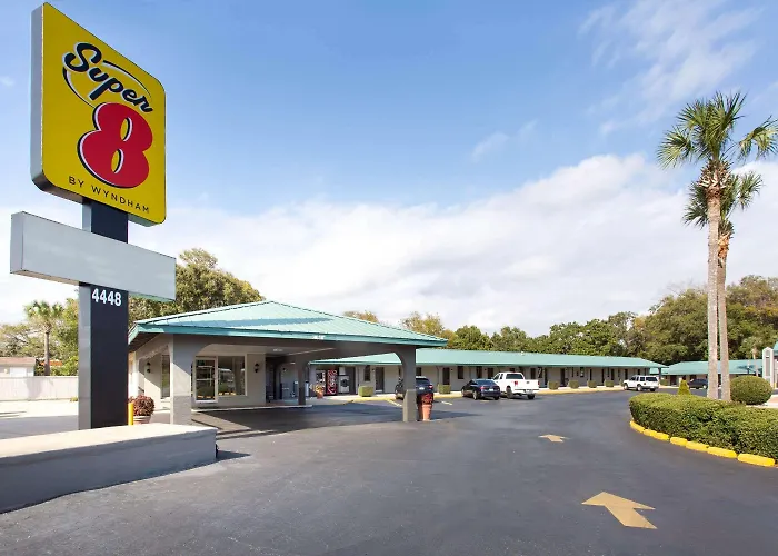 Super 8 By Wyndham Pensacola Nas Area