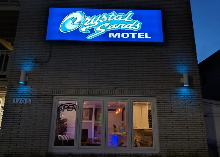 Crystal Sands Motel