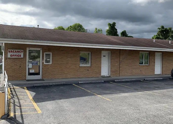 Boone Trail Inn