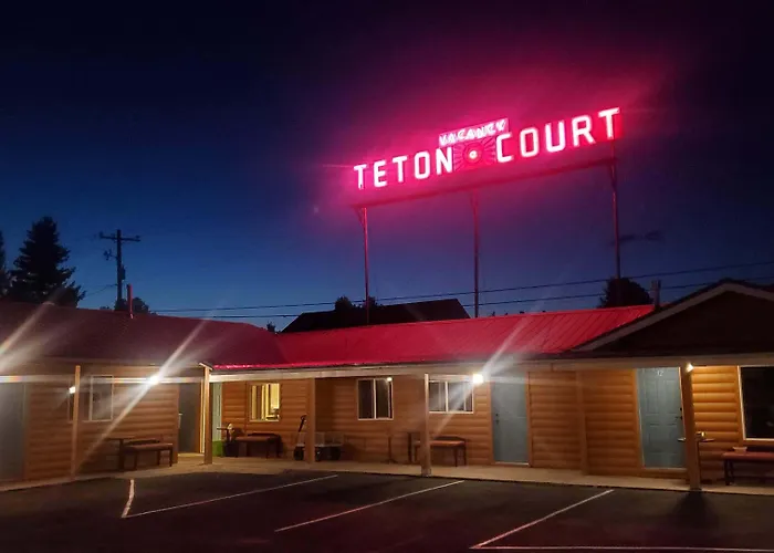 Teton Court Motel