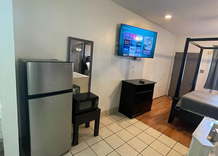Best Budget Inn