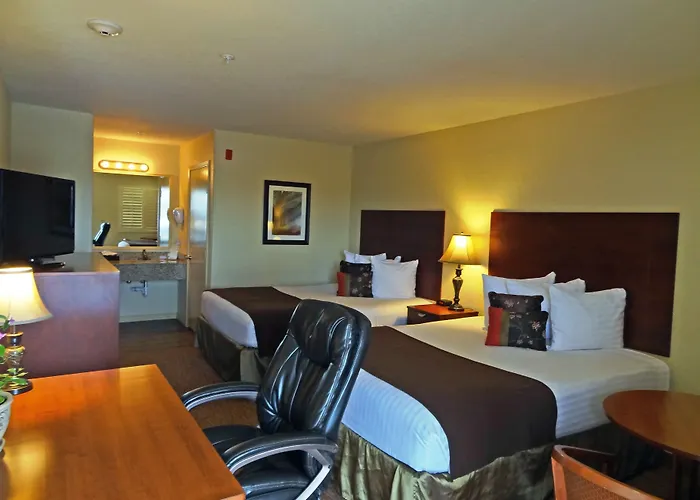 Kenedy Inn And Suites