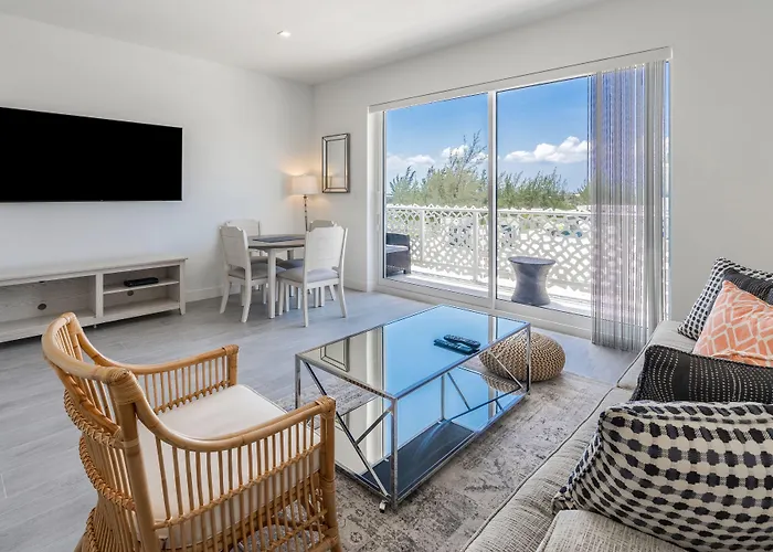 Cayman Luxury Rentals At The Grove