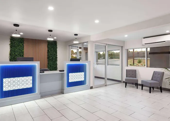 Baymont By Wyndham Dothan