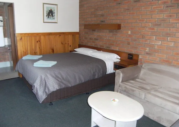 Regency Court Motel