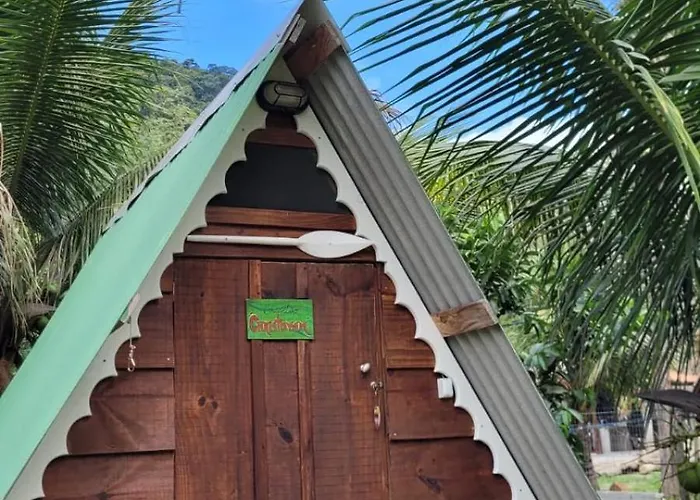 Piratas Cabanas Camping Bar