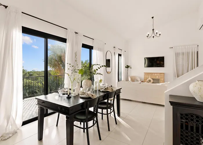 Orion I - Holiday Home