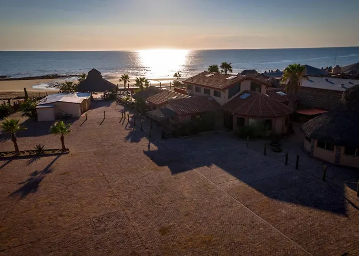 1-Bedroom Beach Studio - Serene Getaways.